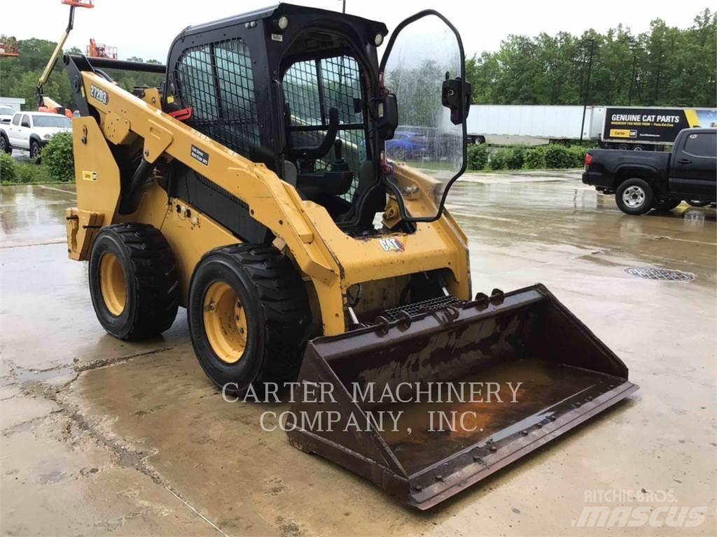 CAT 272D3 Kompaktlaadurid