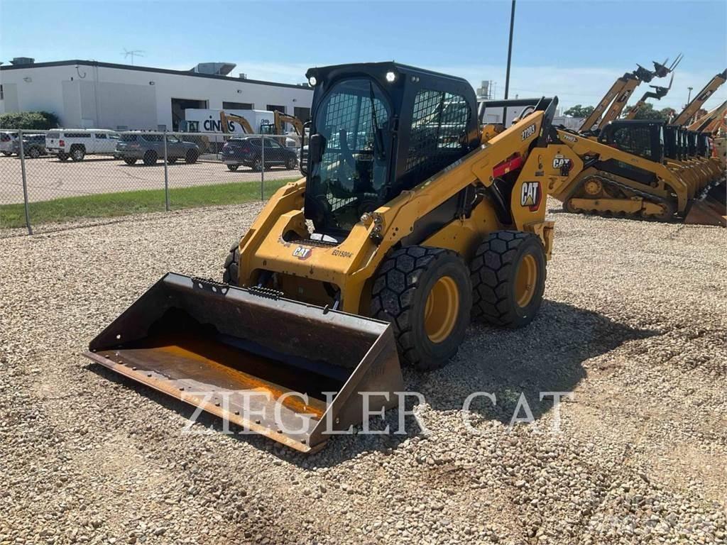 CAT 272D3 Kompaktlaadurid