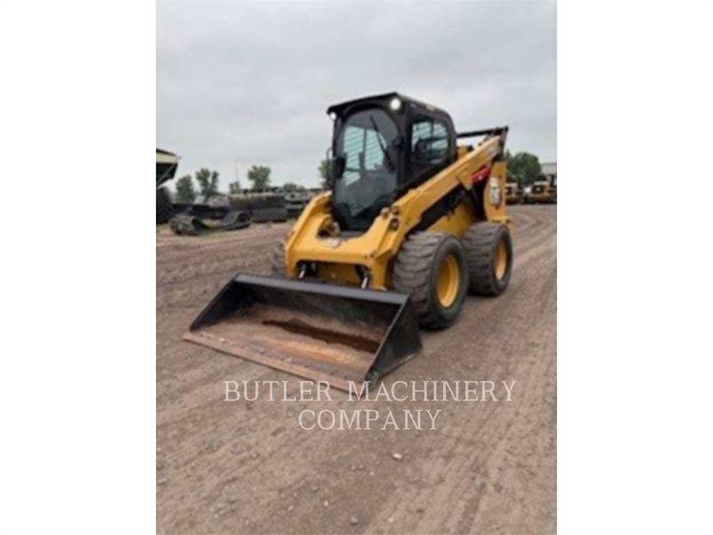 CAT 272D3 Kompaktlaadurid