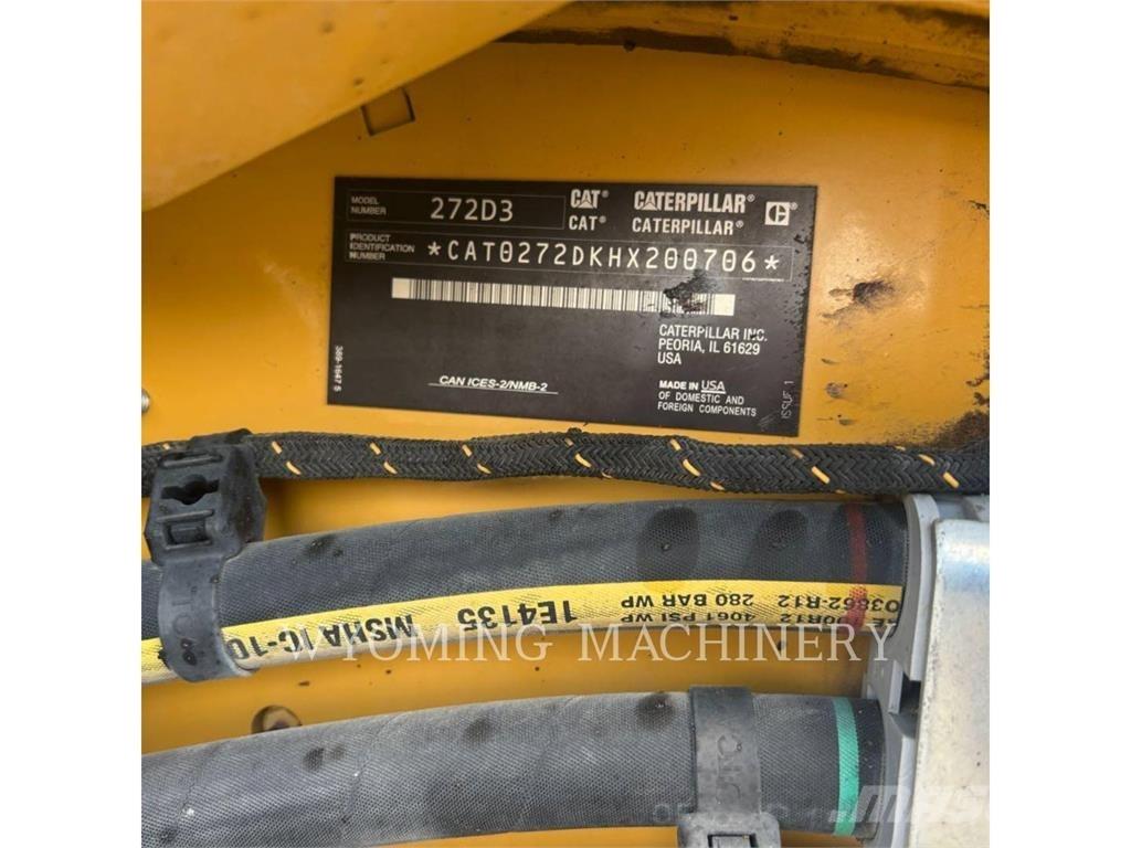 CAT 272D3 Kompaktlaadurid