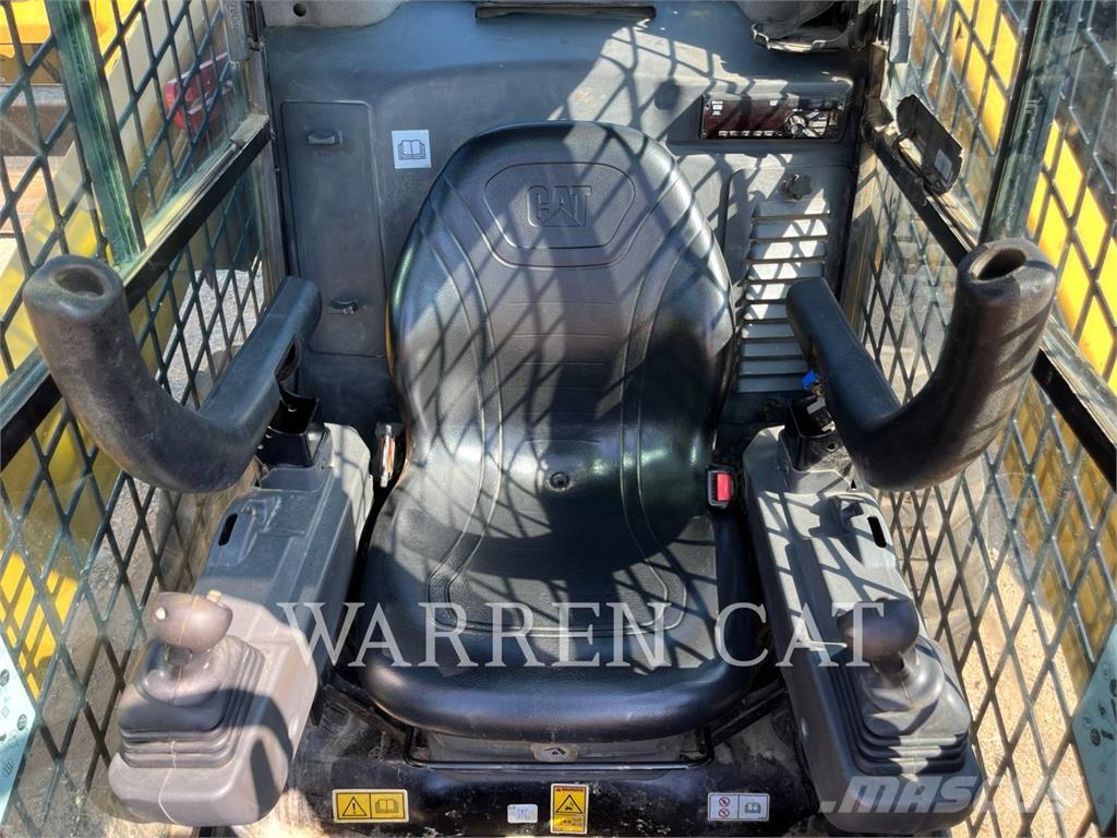 CAT 272D3 C3H1 Kompaktlaadurid