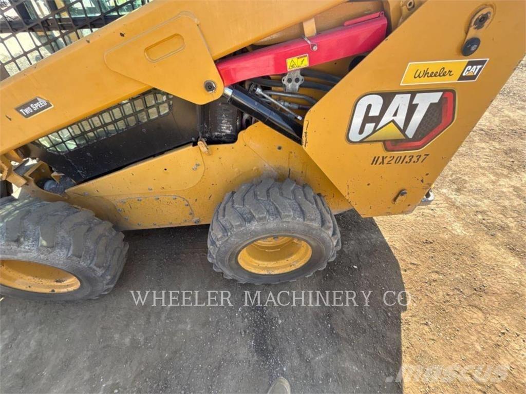 CAT 272D3 C3H2 Kompaktlaadurid