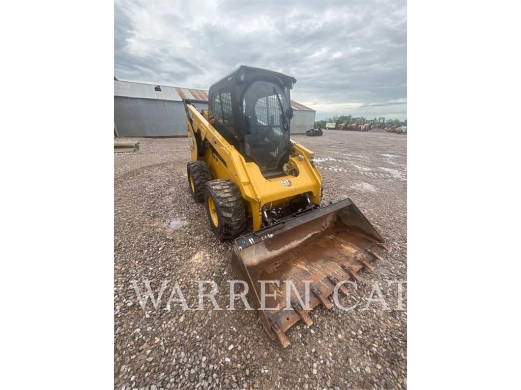 CAT 272D3 C3H3 Kompaktlaadurid