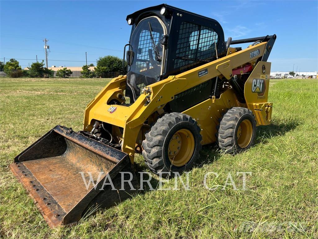 CAT 272D3 C3H3 Kompaktlaadurid