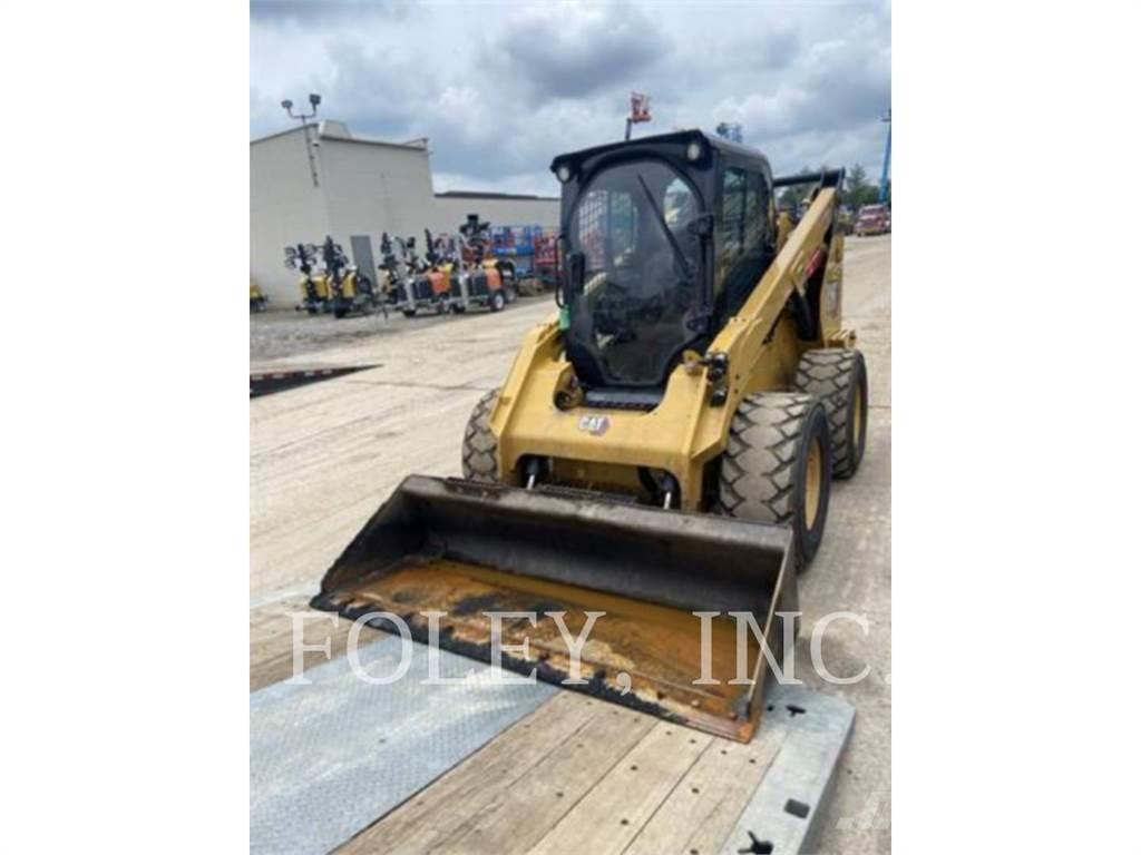 CAT 272D3XE Kompaktlaadurid
