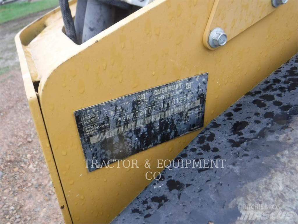 CAT 277C Kompaktlaadurid
