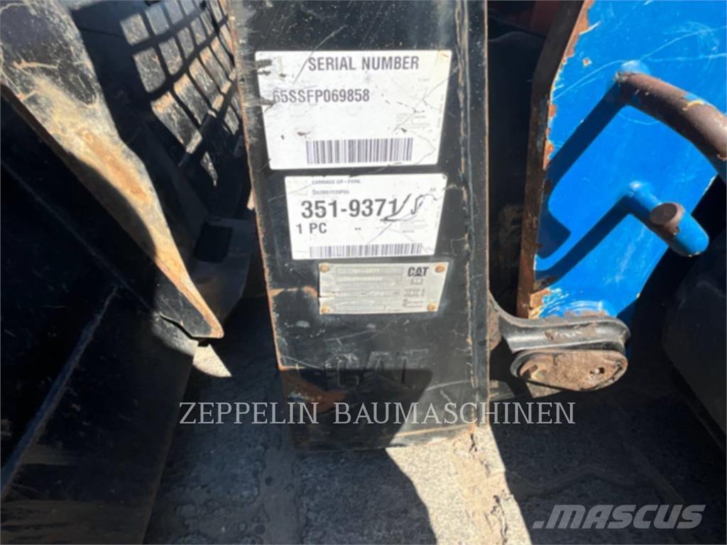 CAT 289D Kompaktlaadurid