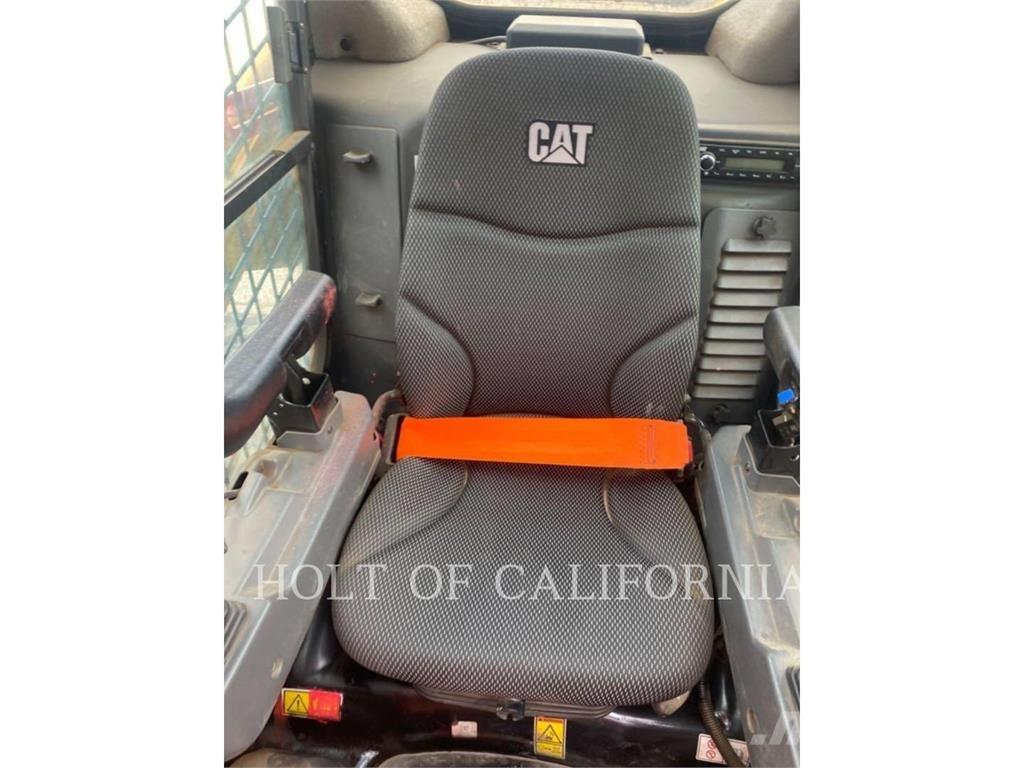 CAT 299 HF Kompaktlaadurid