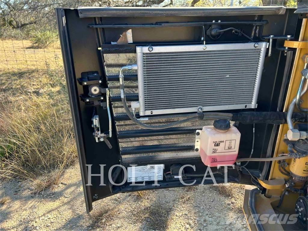 CAT 299D CAB Kompaktlaadurid