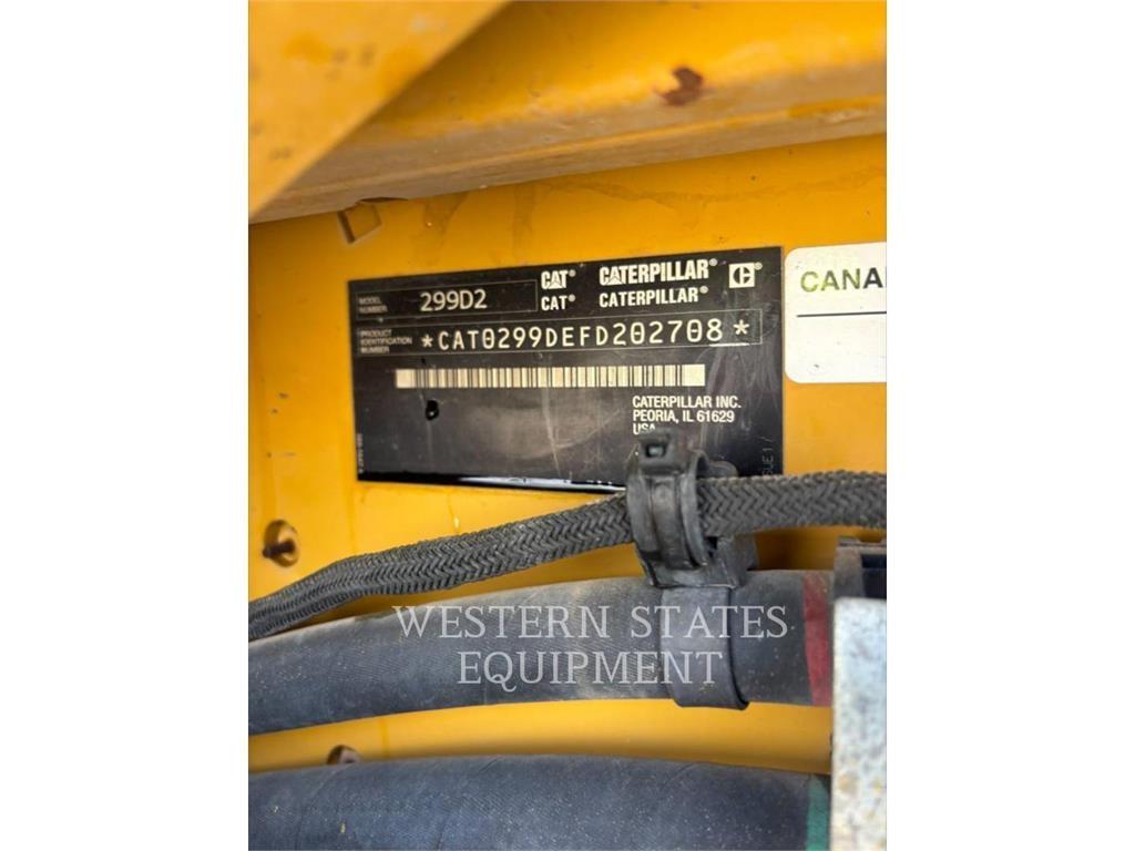 CAT 299D2 Kompaktlaadurid