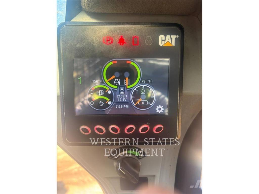 CAT 299D2 Kompaktlaadurid