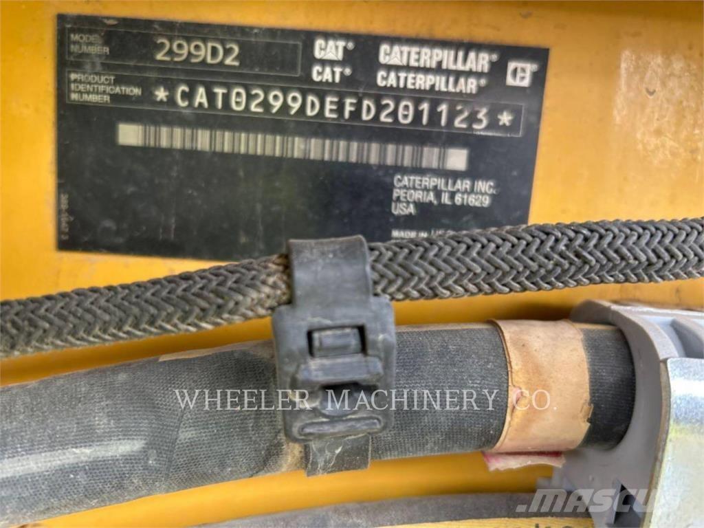 CAT 299D2 C3HF Roomiklaadurid