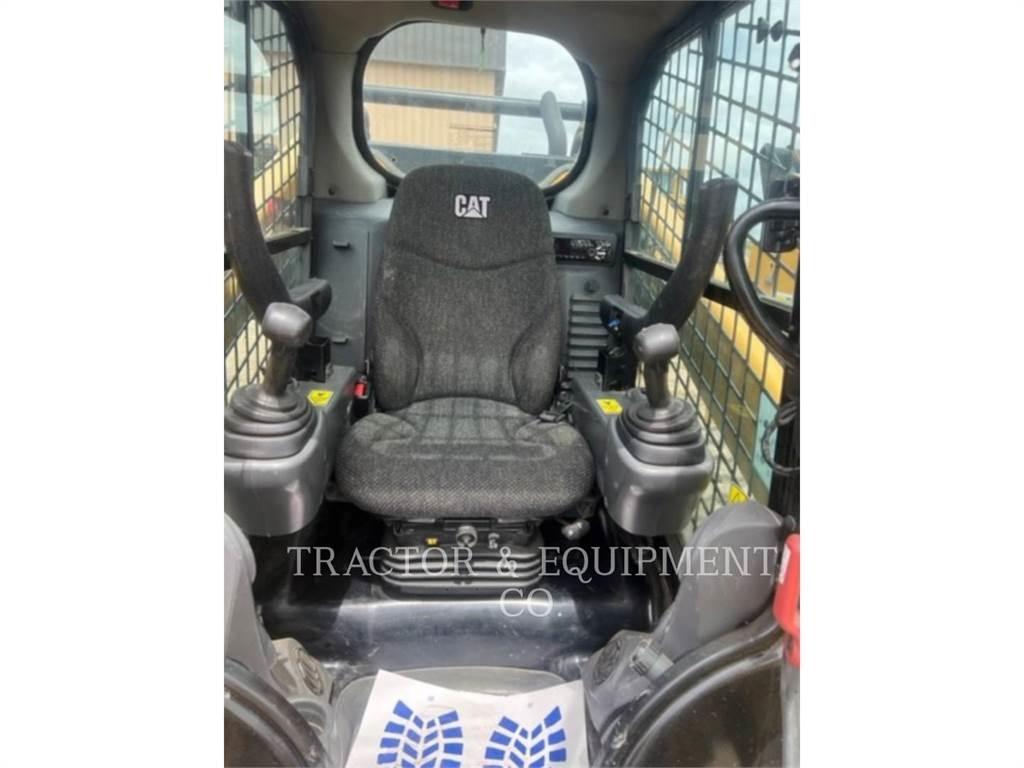 CAT 299D2 XHP Kompaktlaadurid