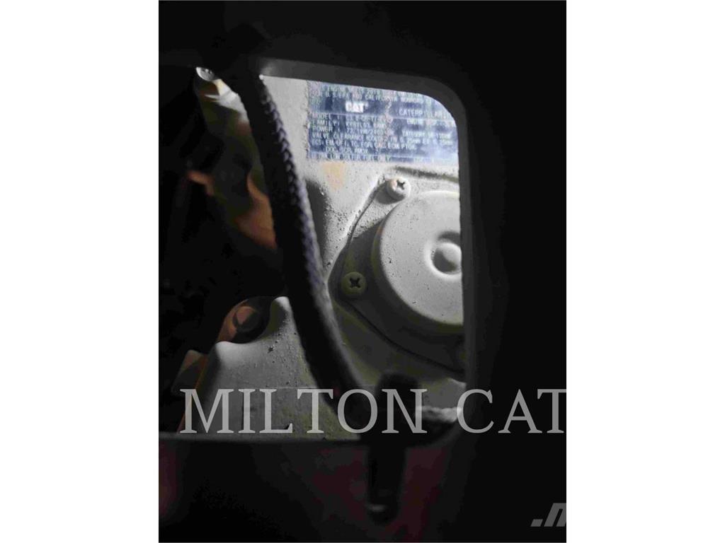 CAT 299D3 Kompaktlaadurid