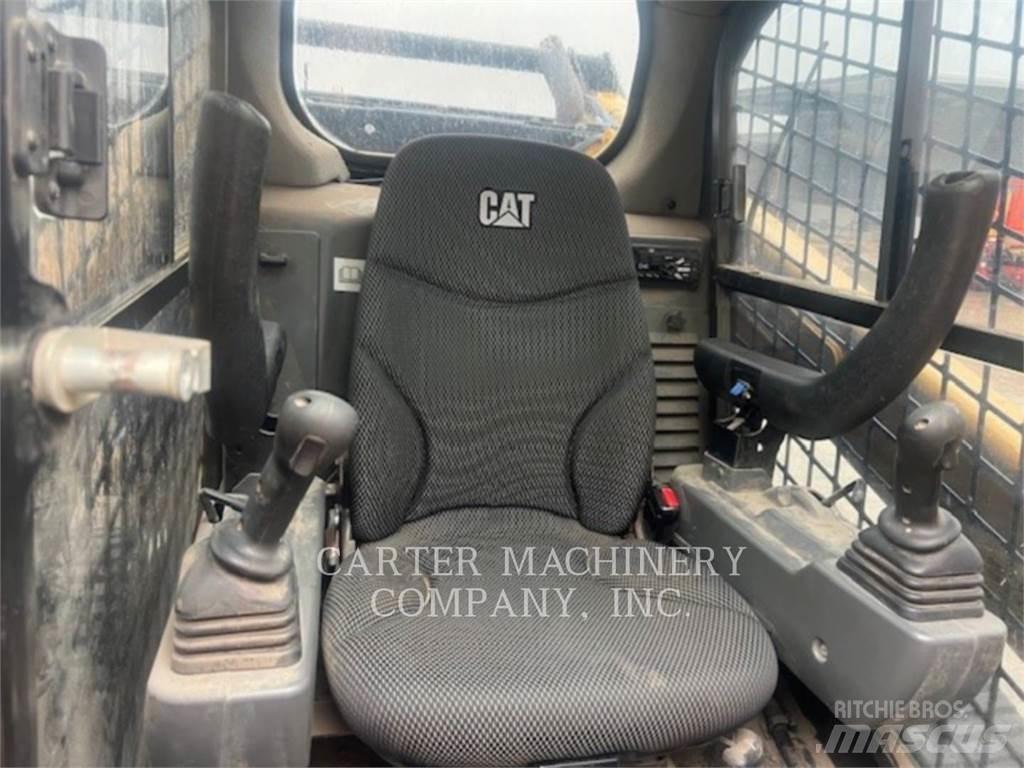 CAT 299D3 Roomiklaadurid