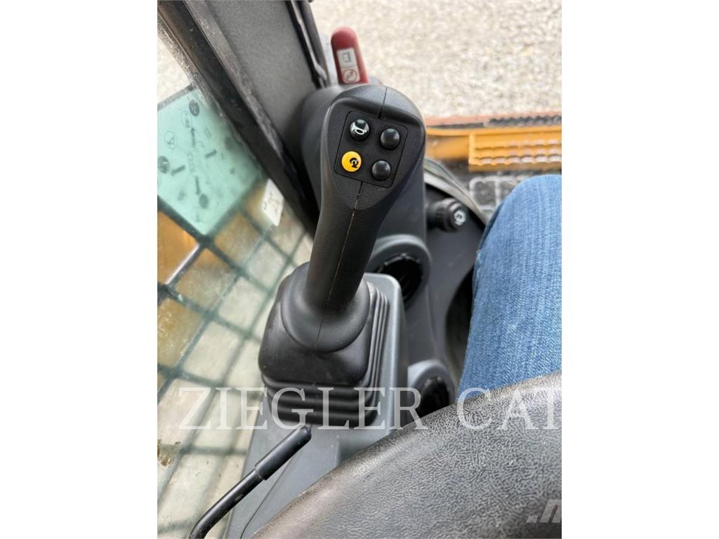 CAT 299D3 Roomiklaadurid