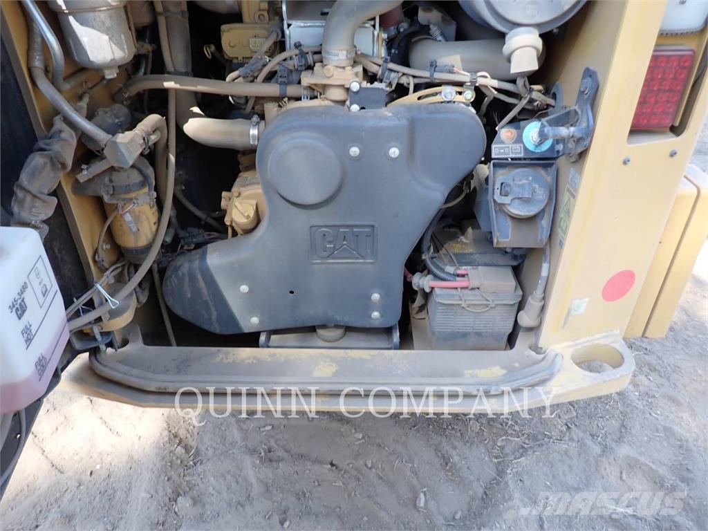 CAT 299D3 Kompaktlaadurid