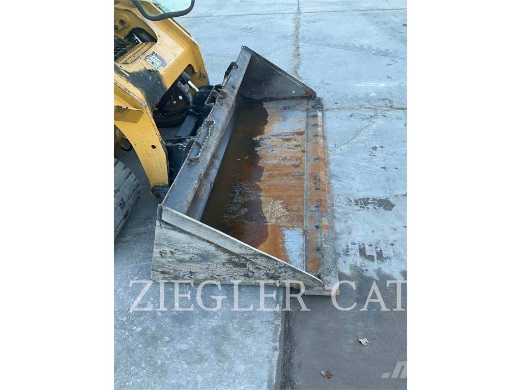 CAT 299D3 Roomiklaadurid