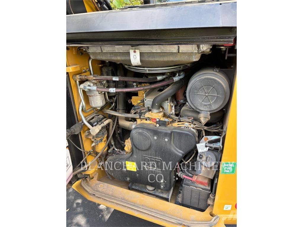 CAT 299D3 Roomiklaadurid