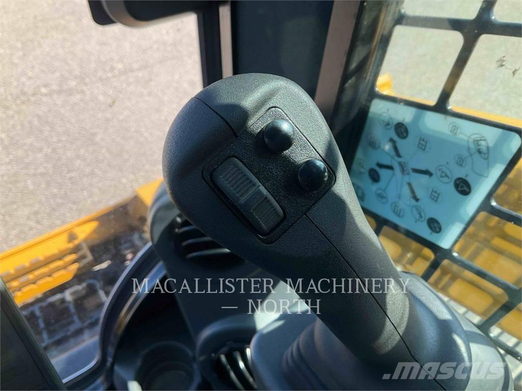 CAT 299D3 AHQBW Kompaktlaadurid