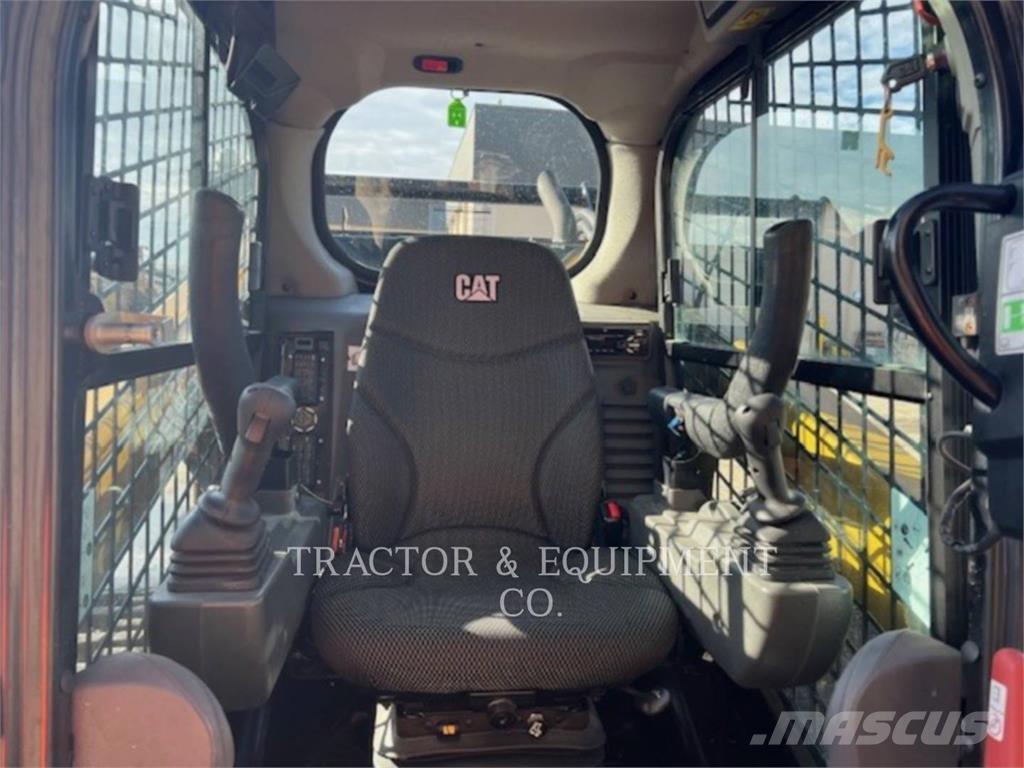 CAT 299D3 XE Kompaktlaadurid