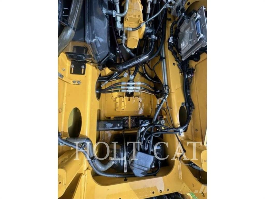 CAT 299D3 XPS Roomiklaadurid