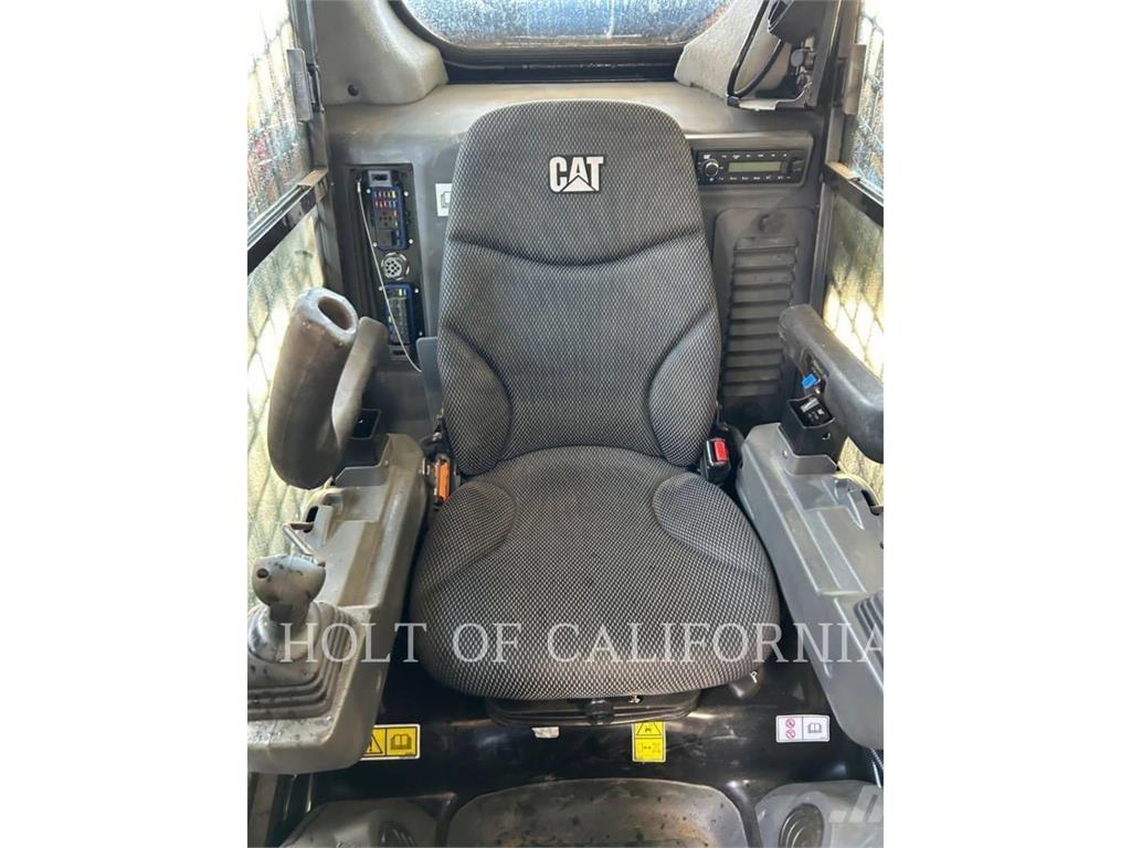 CAT 299D3XE Kompaktlaadurid
