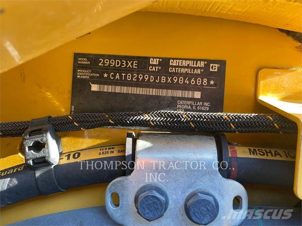 CAT 299D3XE Roomiklaadurid