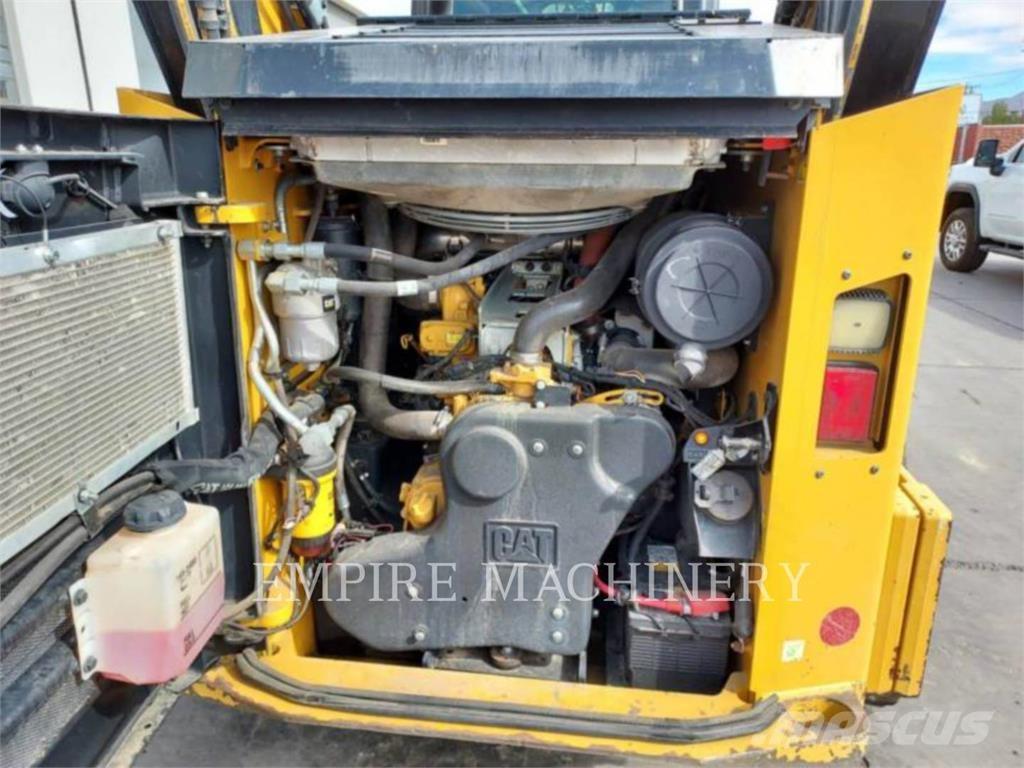 CAT 299D3XPSCA Kompaktlaadurid