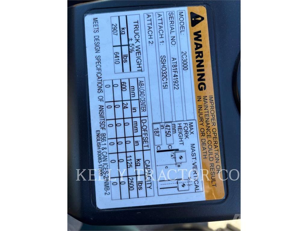 CAT 2C3000 Kahveltõstukid - muud