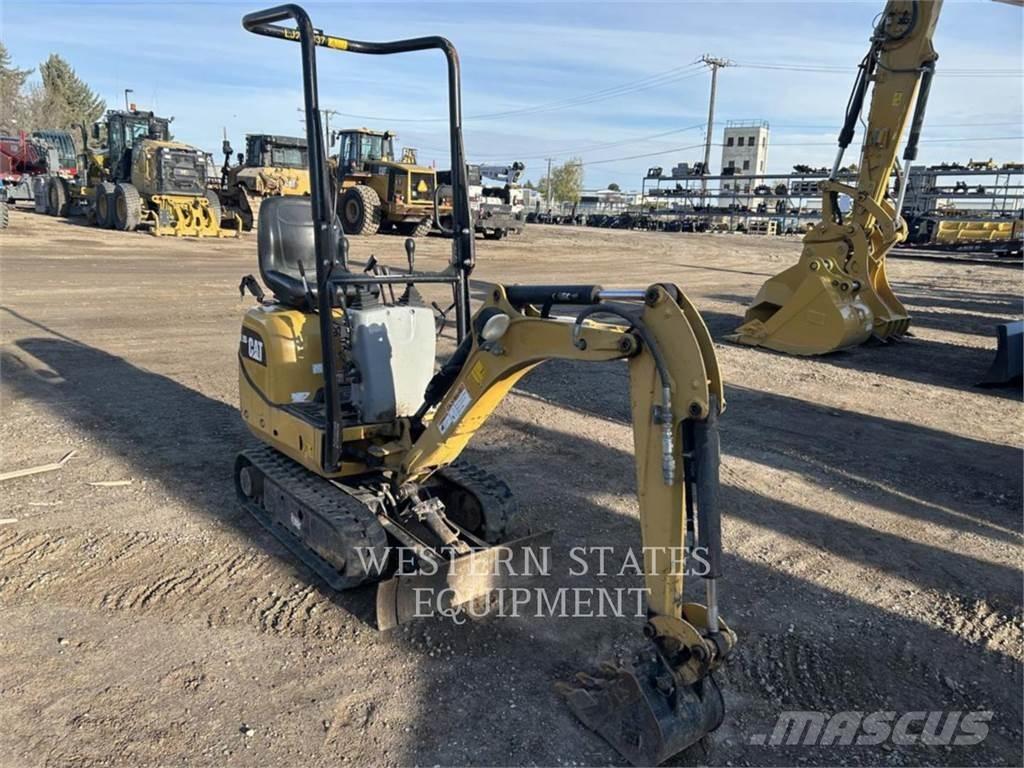 CAT 300.9D Roomikekskavaatorid