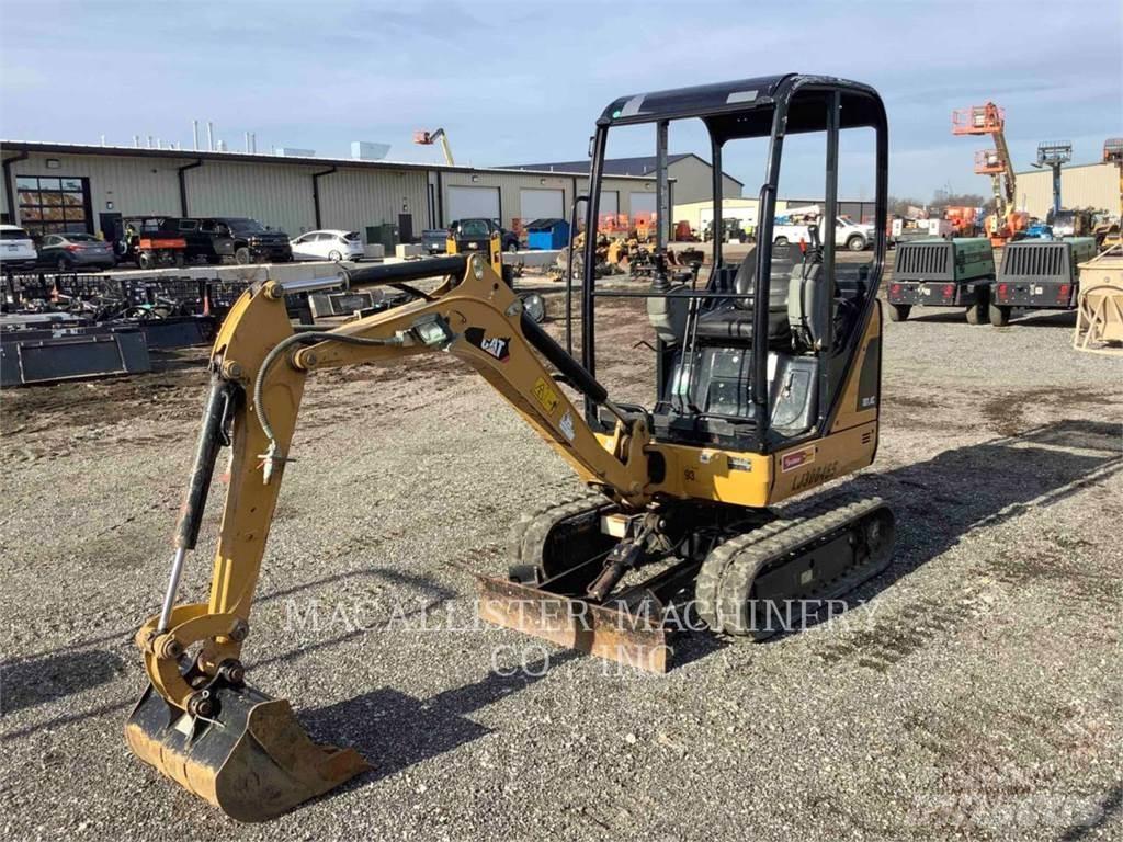 CAT 301.4C Roomikekskavaatorid