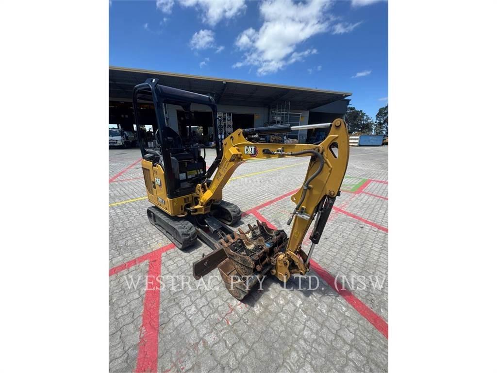 CAT 301.5-05 Roomikekskavaatorid