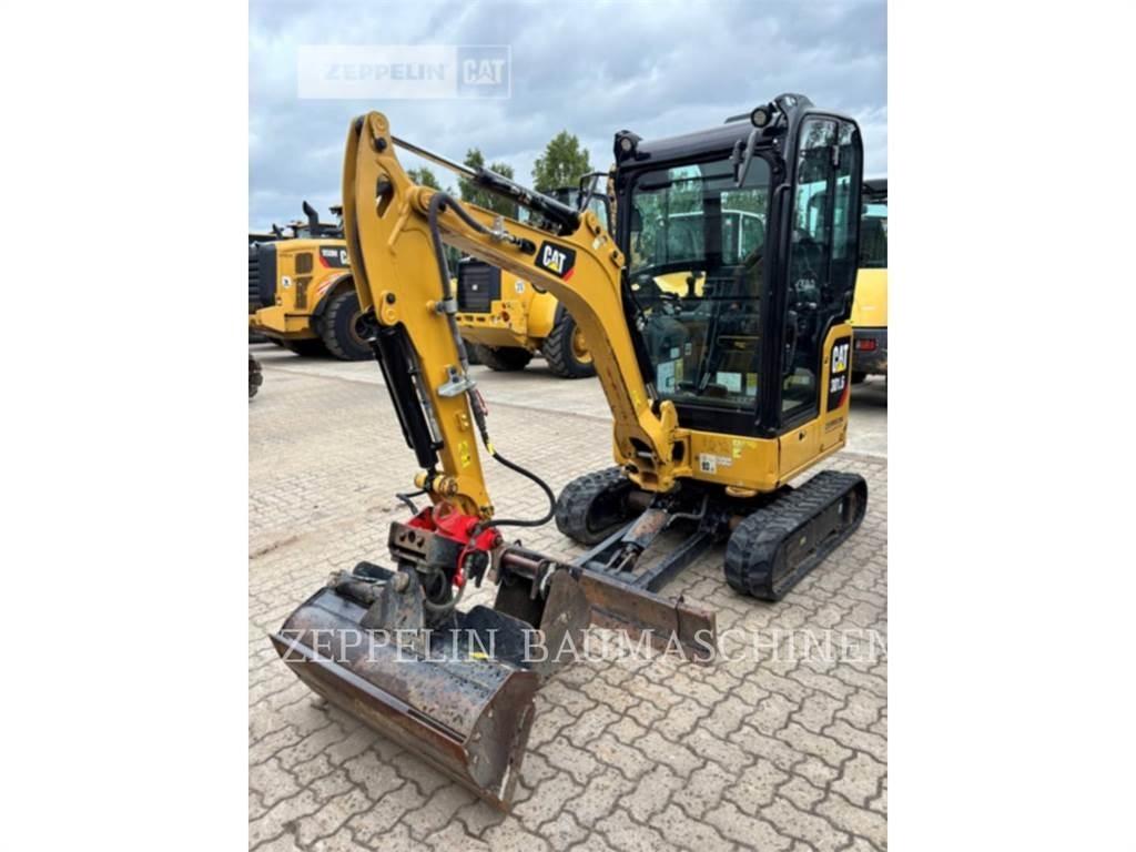 CAT 301.6-05A Roomikekskavaatorid