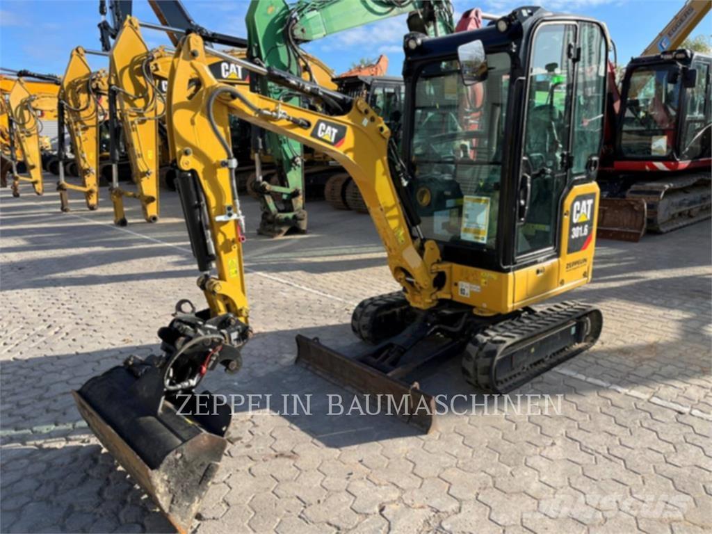 CAT 301.6-05A Roomikekskavaatorid