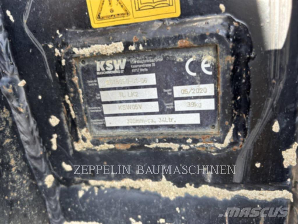 CAT 301.6-05A Roomikekskavaatorid