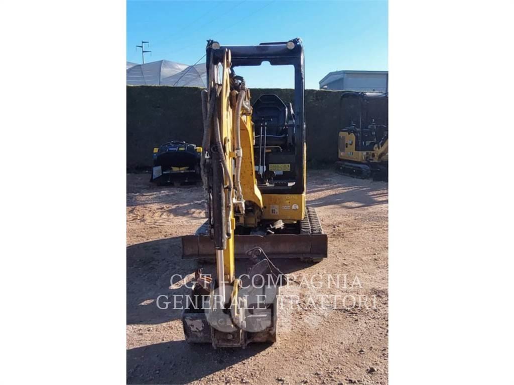 CAT 301.7 Roomikekskavaatorid