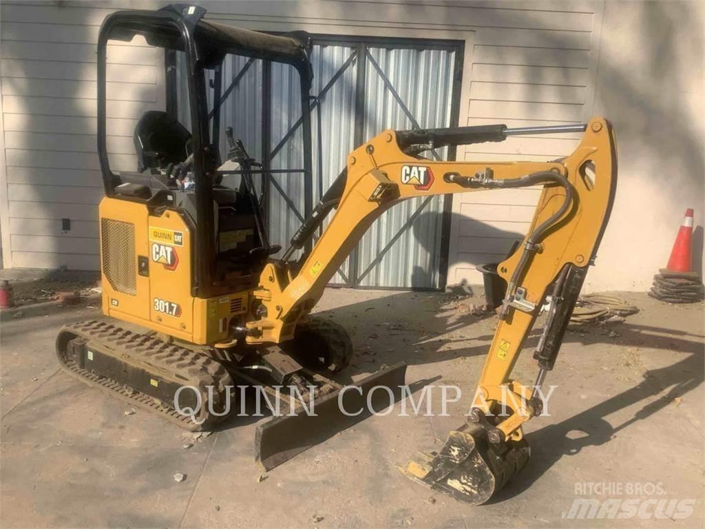 CAT 301.7 Roomikekskavaatorid