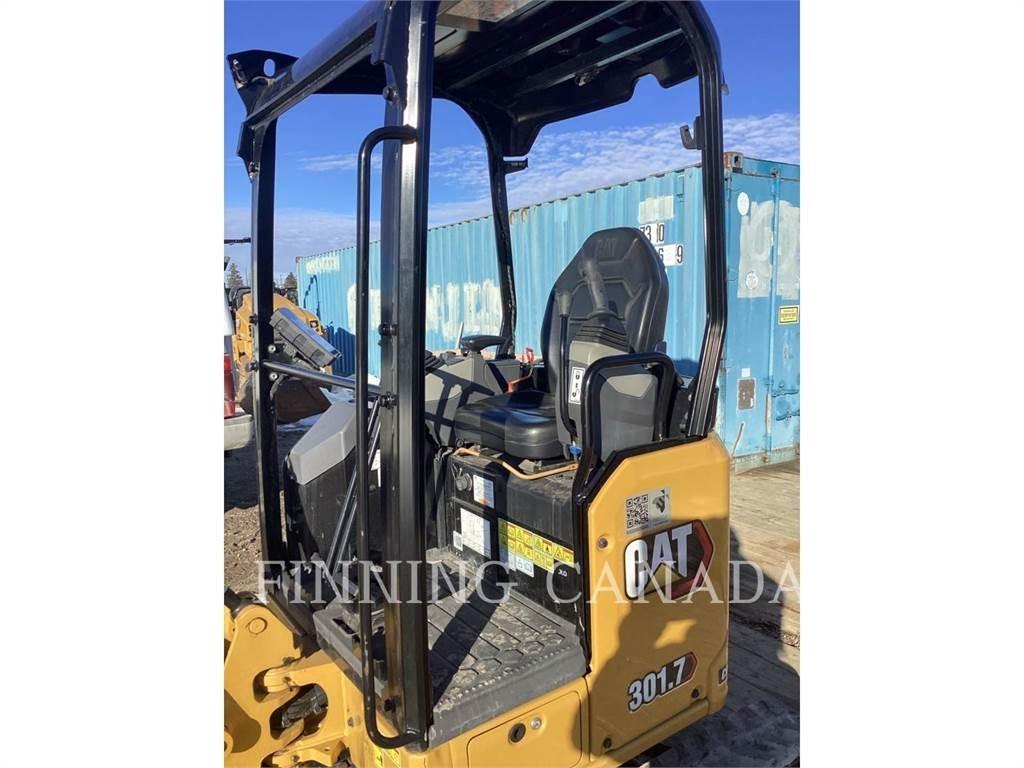 CAT 301.7-05 Roomikekskavaatorid