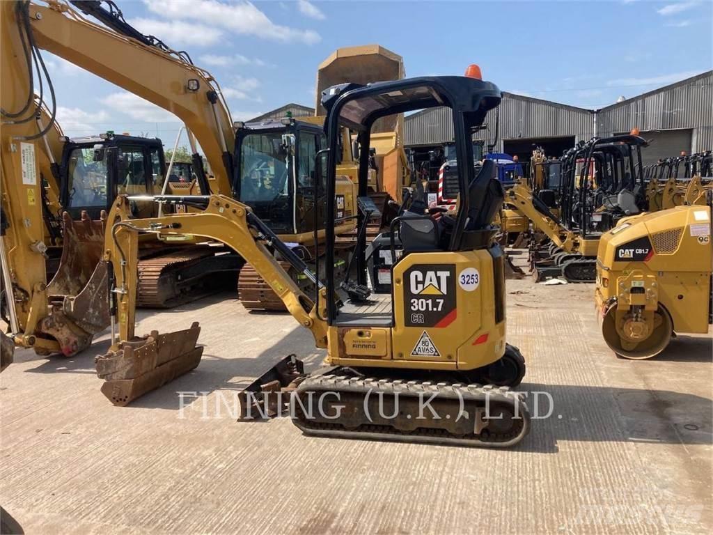 CAT 301.705 Roomikekskavaatorid