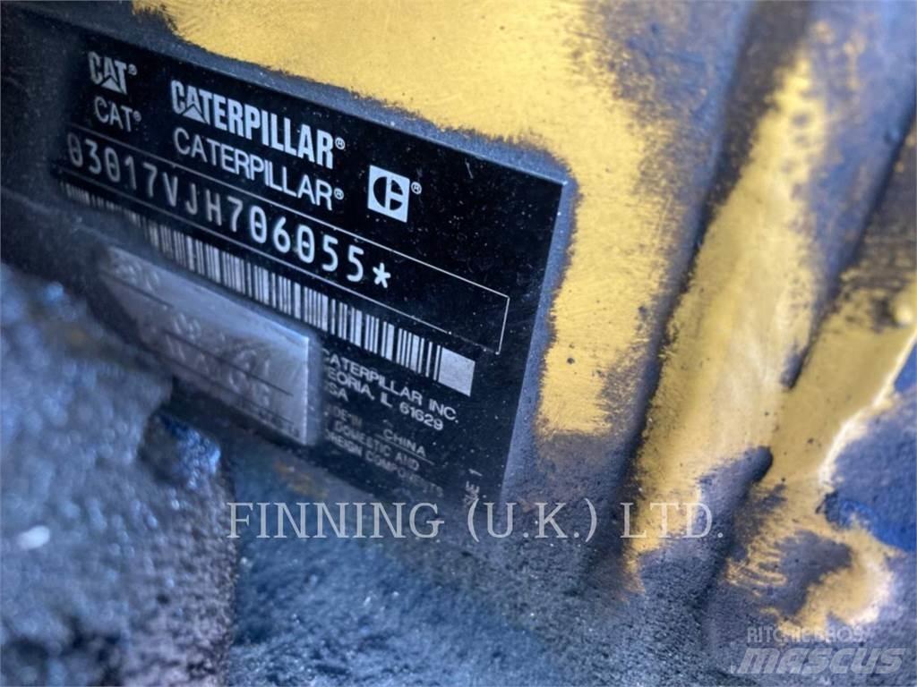 CAT 301.705ACR Roomikekskavaatorid