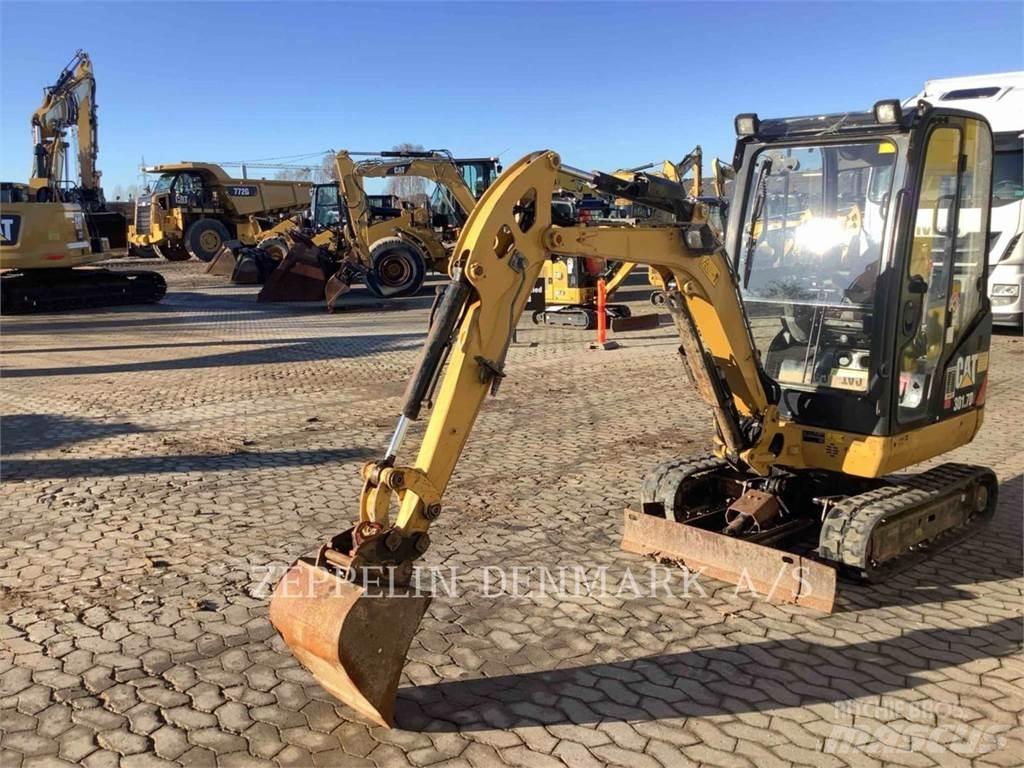 CAT 301.7D Roomikekskavaatorid