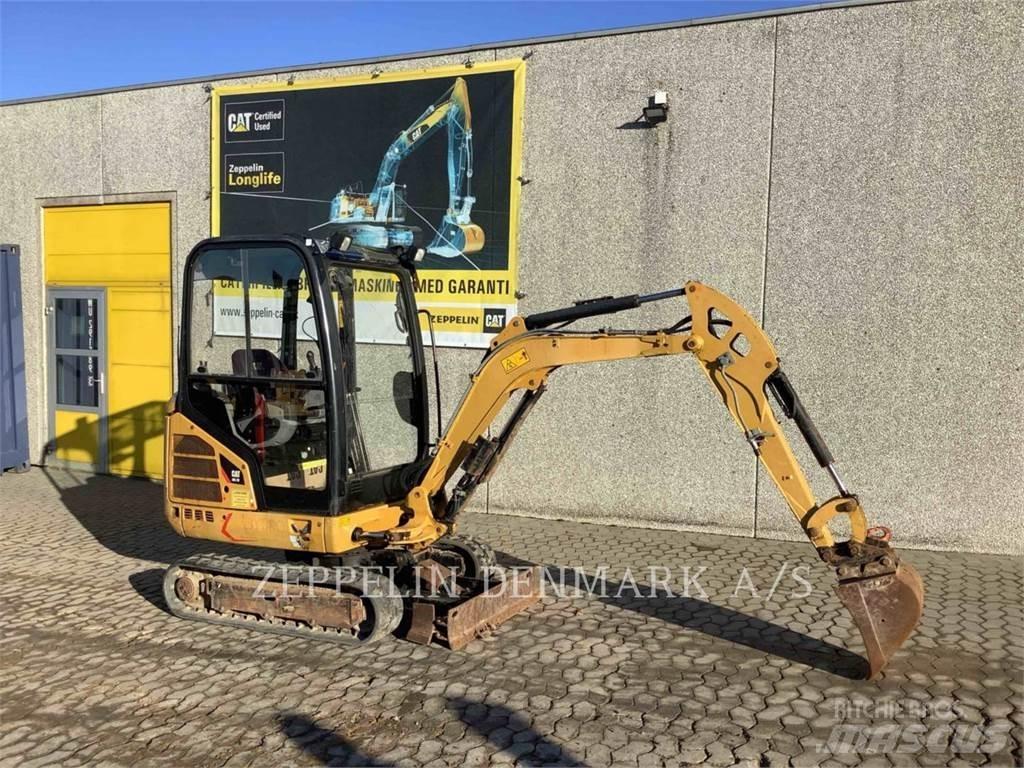 CAT 301.7D Roomikekskavaatorid