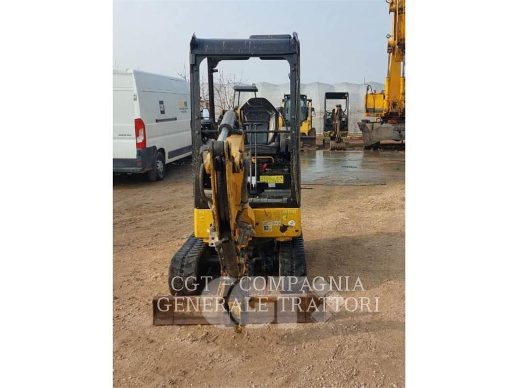 CAT 301.8 Roomikekskavaatorid
