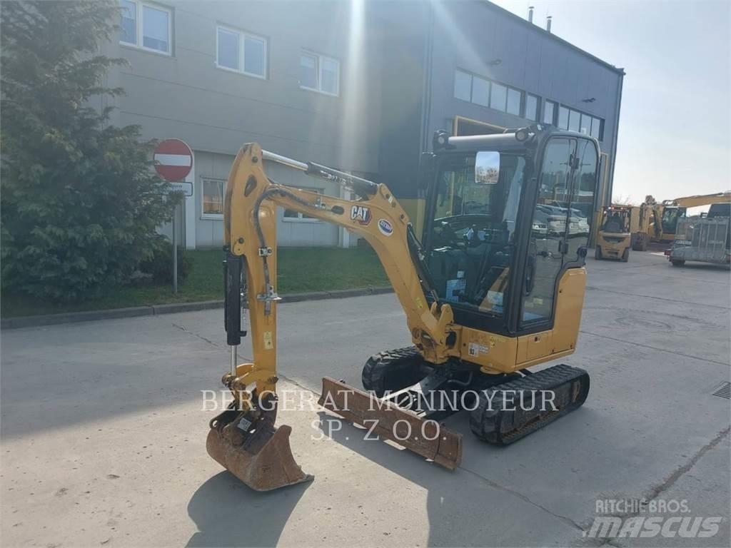 CAT 301.8 Roomikekskavaatorid