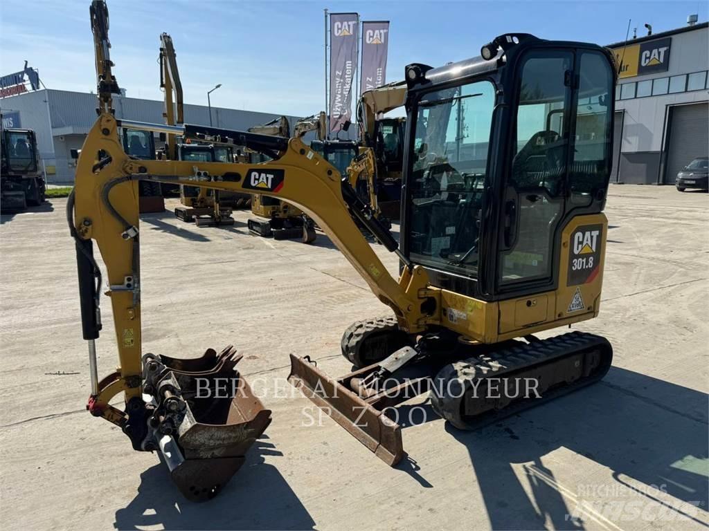 CAT 301.8 Roomikekskavaatorid