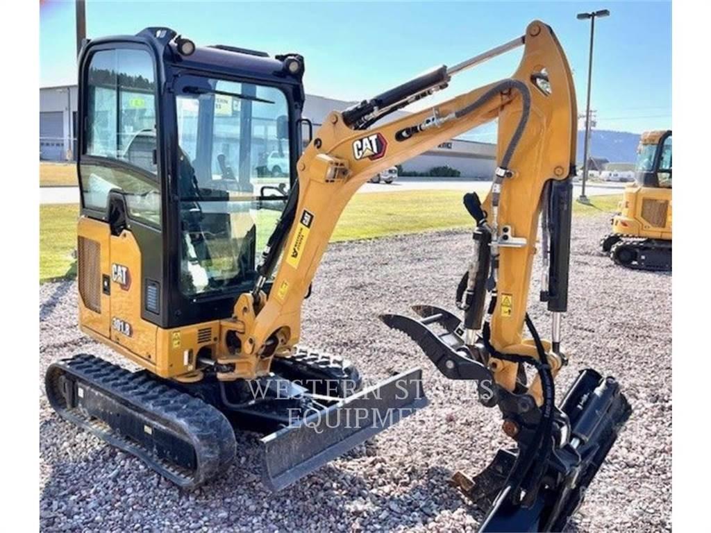 CAT 301.8 Roomikekskavaatorid