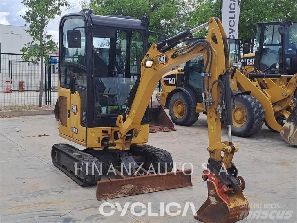 CAT 301.8 Roomikekskavaatorid