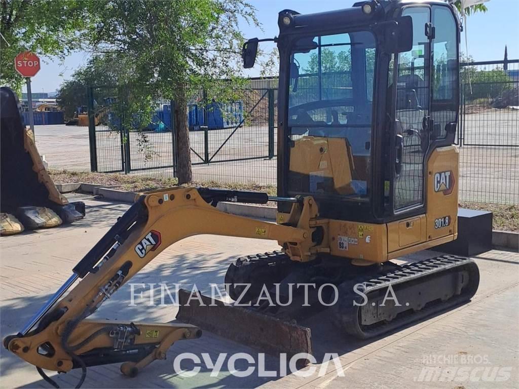 CAT 301.8 Roomikekskavaatorid