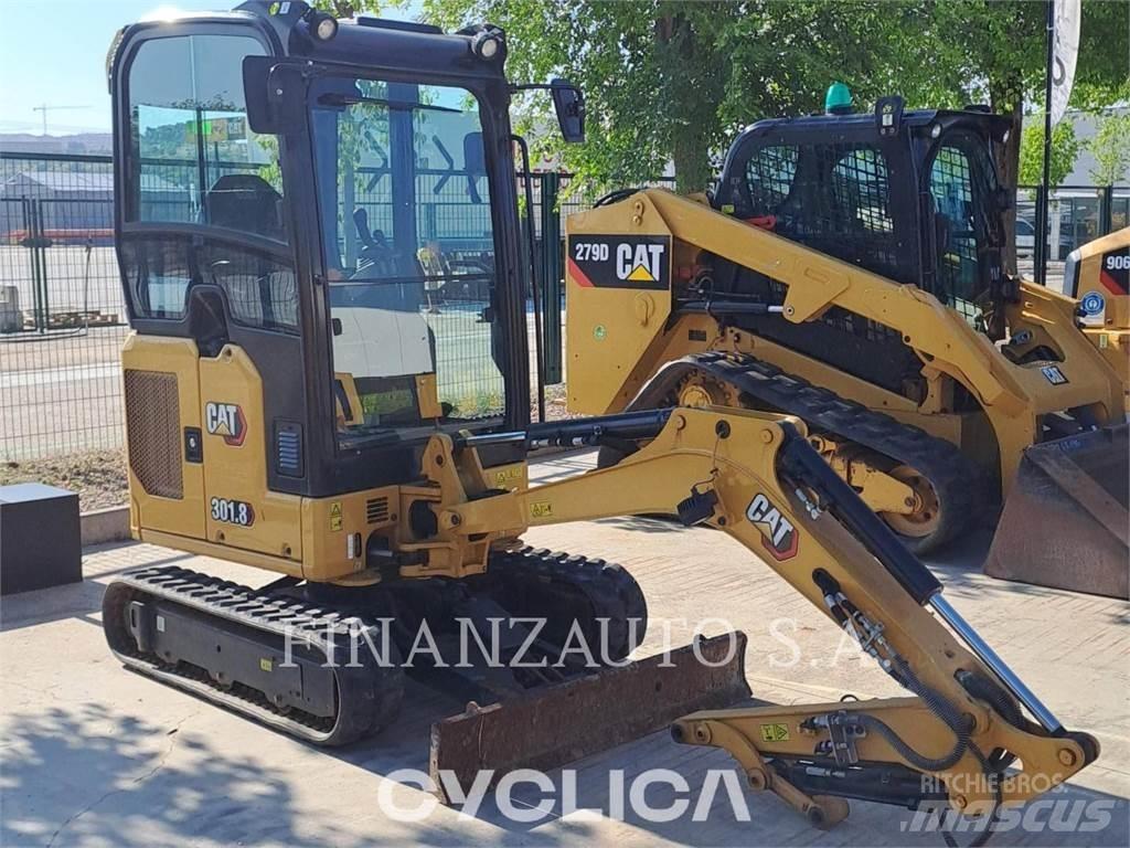 CAT 301.8 Roomikekskavaatorid